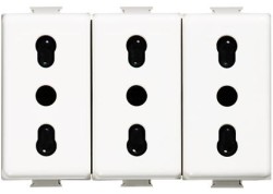 MATIX - PRESA 10/16A TRIPLEX - BTI AM5180/3