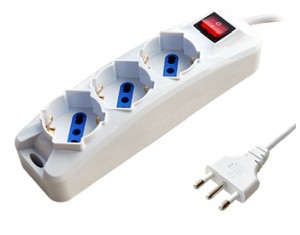 MULTIPRESA 3 USCITE BIVALENTI + SCHUKO BIANCA CON INTERRUTT. - LIFE PEM3503-W