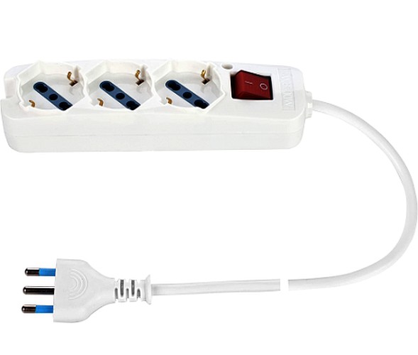 MULTIPRESA 3 USCITE BIVALENTI + SCHUKO BIANCA CON INTERRUTT. - OVE 30101N