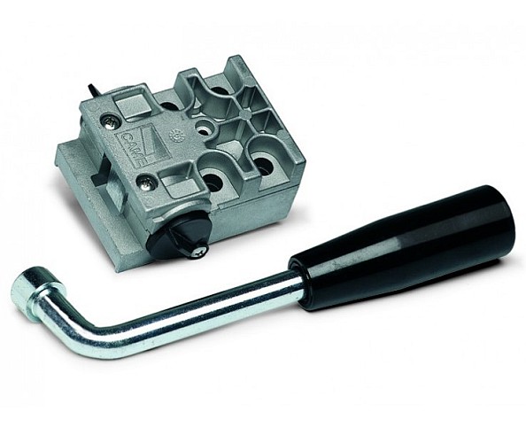SBLOCCO CON CHIAVE TRILOBATA - CMC 001A4365